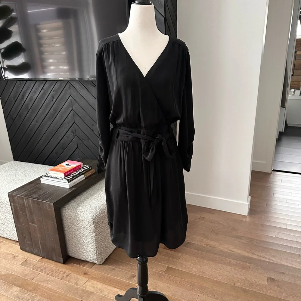 DR2 DRESS - Picture 1 of 6